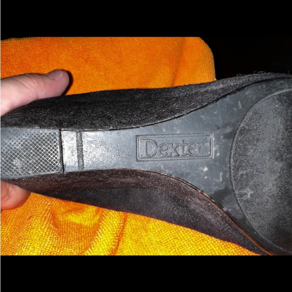 Dress shoes with a bow